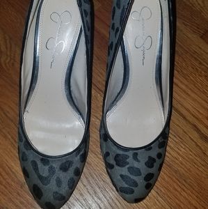 2 pair of Jessica Simpson pumps
